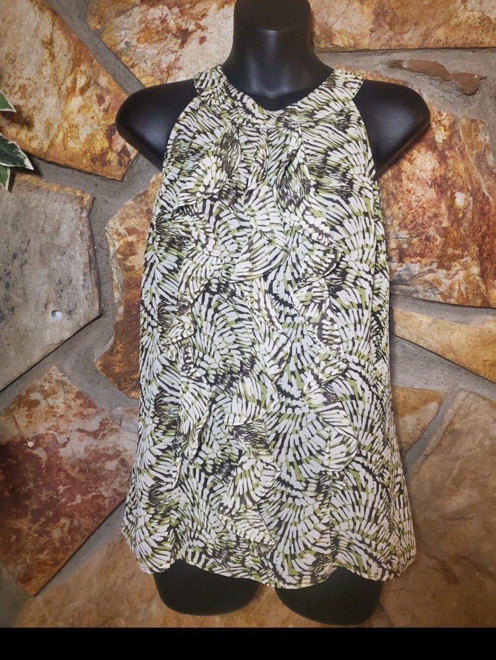 Merona Olive Green and White Ruffle Front Sleeveless Camisole